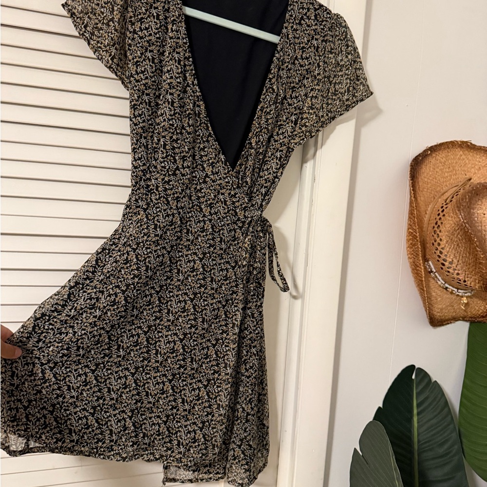 Abercrombie & Fitch Black and Cream Mini Dress